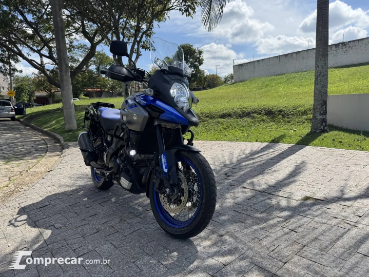 Vstrom 1000 xt