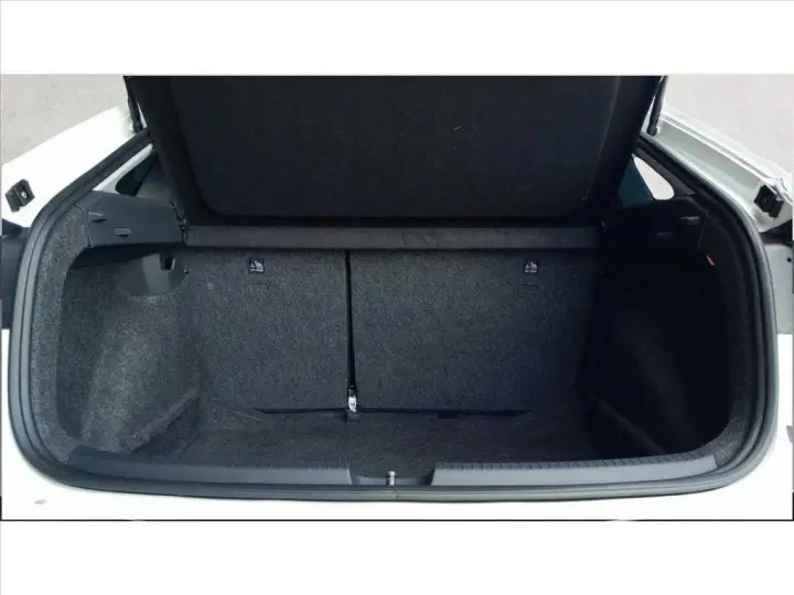 NIVUS 1.0 200 TSI TOTAL FLEX COMFORTLINE AUTOMÁTI