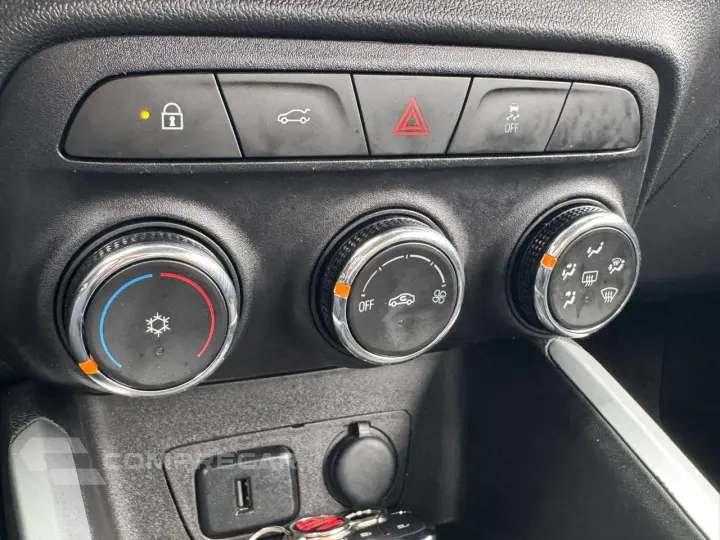 ONIX 1.0 Turbo Plus LTZ