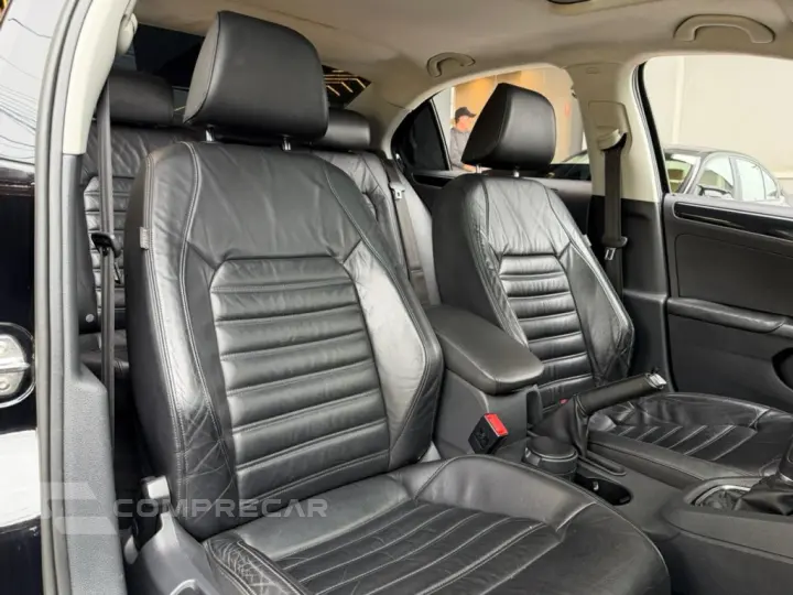 JETTA 2.0 TSI HIGHLINE 211CV GASOLINA 4P TIPTRONIC