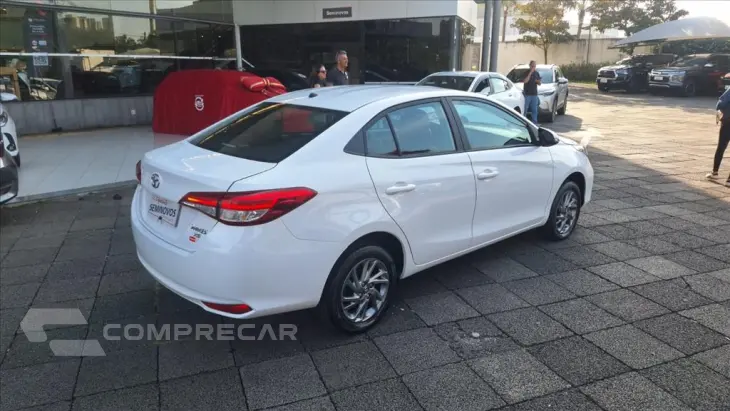 YARIS 1.5 16V FLEX SEDAN XS MULTIDRIVE