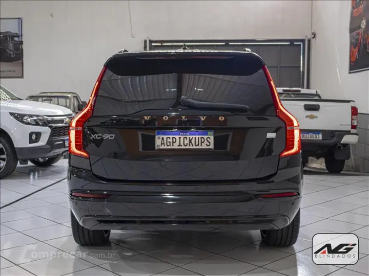 XC90 2.0 T8 Recharge Ultra Dark AWD Geartronic