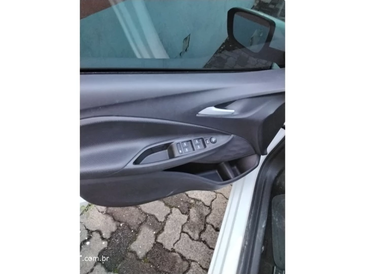 ONIX 1.0 TURBO FLEX LTZ AUTOMÁTICO