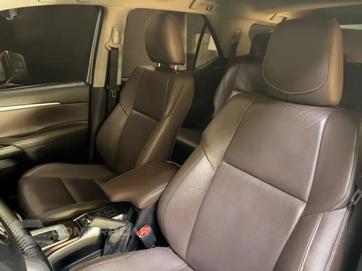 HILUX SW4 2.7 SRV 7 LUGARES 4X2 16V FLEX 4P AUTOMÁTICO