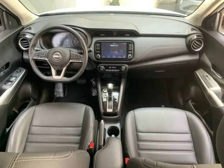 KICKS Exclusive 1.6 16V Flex Aut.