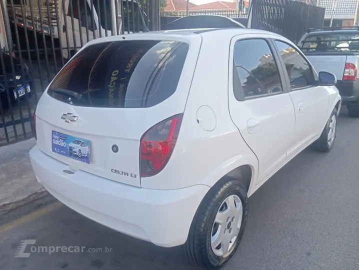 CELTA 1.0 MPFI LT 8V