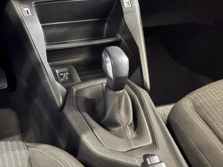 208 1.6 16V FLEX ACTIVE AT6