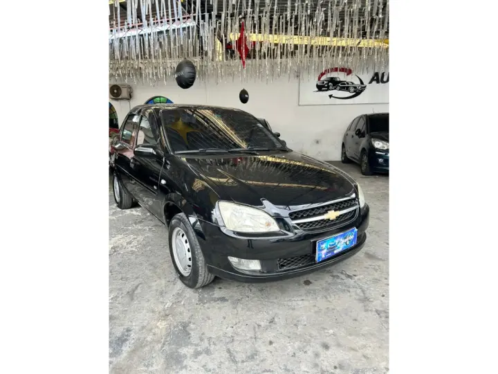 CLASSIC 1.0 MPFI LS 8V FLEX 4P MANUAL