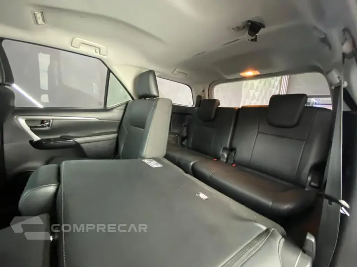 Hilux SW4 SRX 4x4 2.8 TDI 16V Dies. Aut.