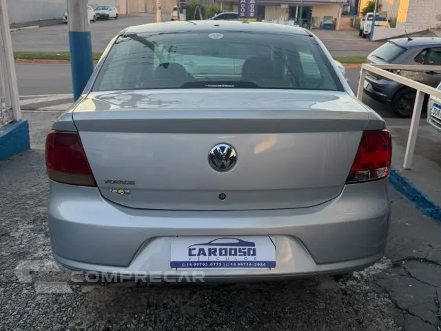 VOYAGE - 1.0 MI 8V 4P MANUAL