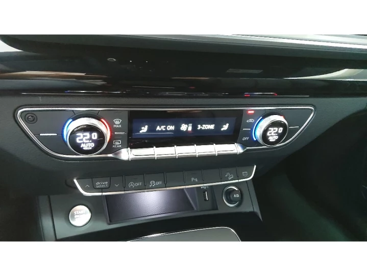 Q5 2.0 45 TFSI GASOLINA S LINE BLACK QUATTRO S TRONIC