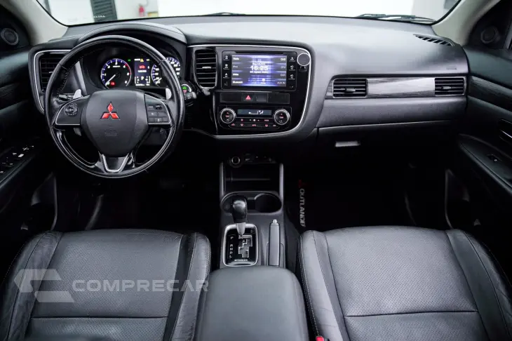 OUTLANDER 2.2 165cv Diesel Aut.