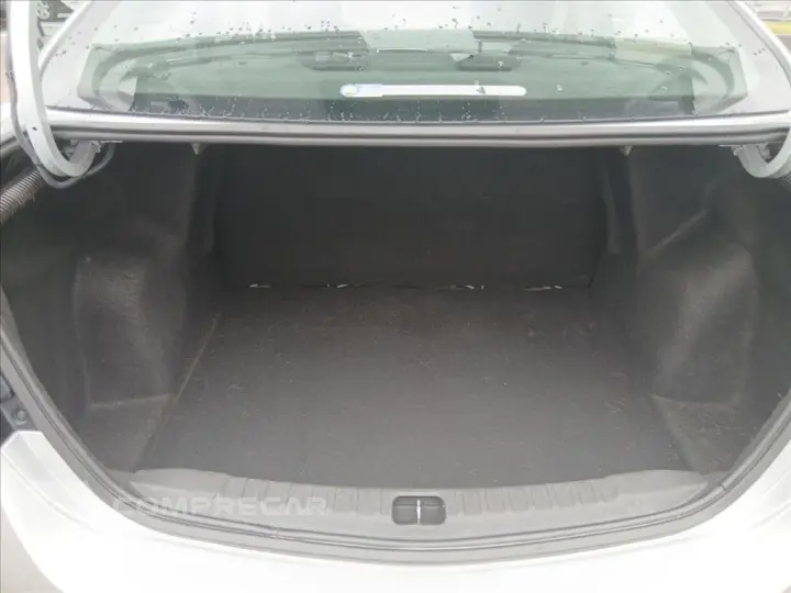 PRISMA 1.4 MPFI LT 8V FLEX 4P MANUAL