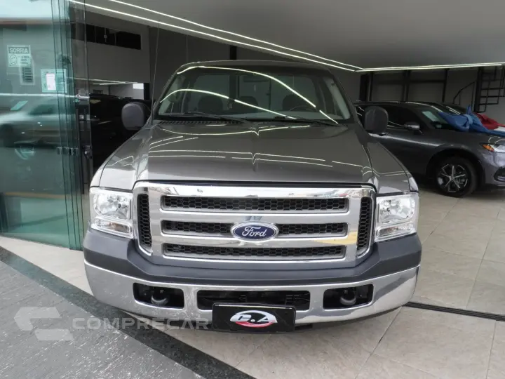F-250 4.2 XLT 4X2 CS TURBO DIESEL 2P MANUAL