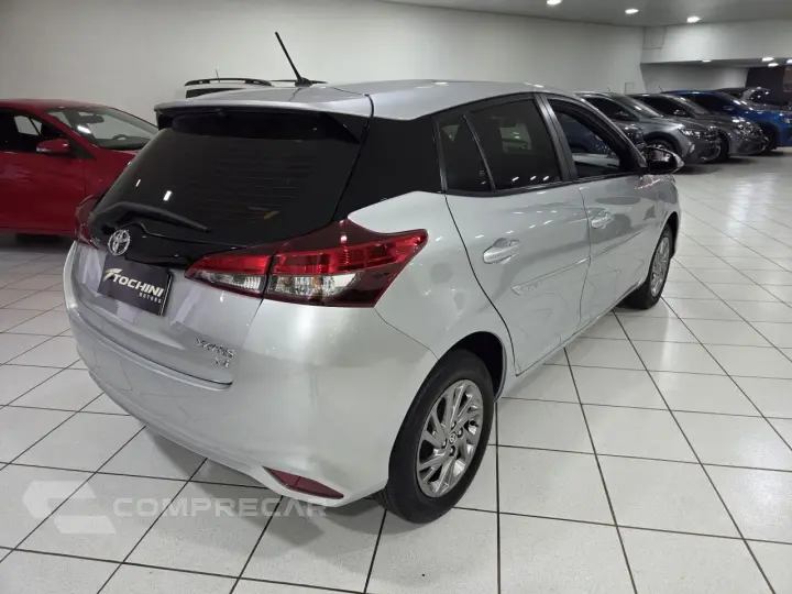Yaris Hatch 1.5 16V 4P FLEX XS CONNECT MULTIDRIVE AUTOMÁTICO