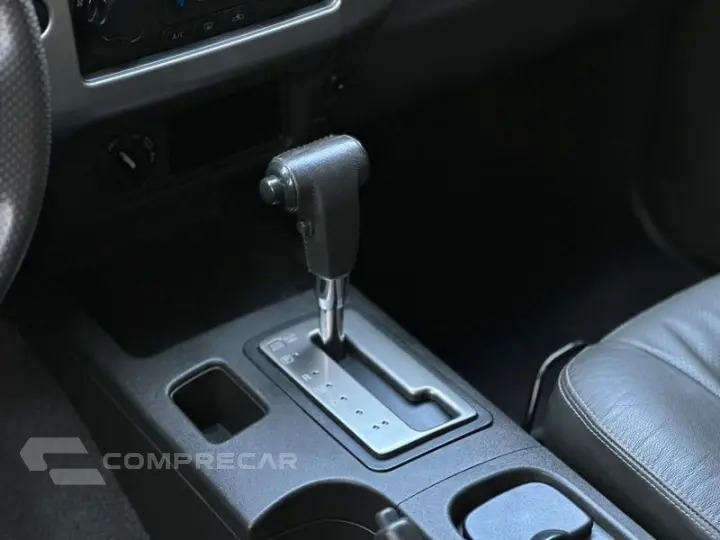 FRONTIER LE4X4ATT