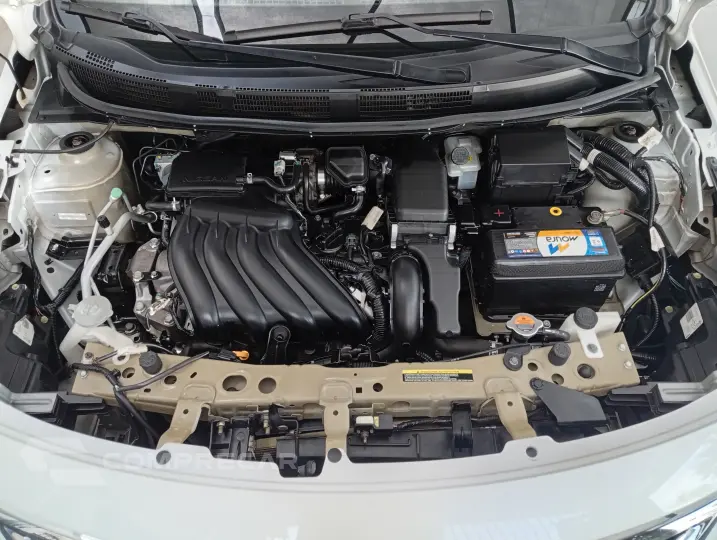 VERSA 1.6 16V Unique