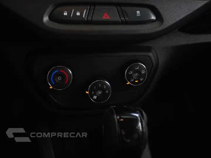 SPIN PREMIER 7L 1.8 8V ECONOFLEX 4P C/AR - AUTOMÁTICO