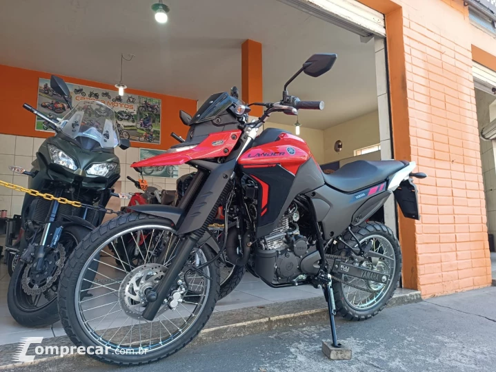 XTZ 250 LANDER