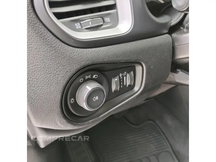 RENEGADE 1.8 16V FLEX SPORT 4P AUTOMÁTICO