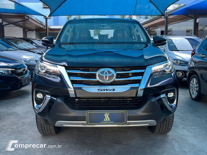 HILUX SW4 2.8 D-4d Turbo SRX 7L 4X4
