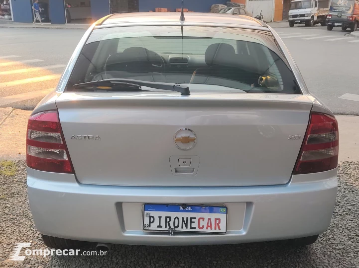ASTRA 2.0 MPFI Advantage 8V