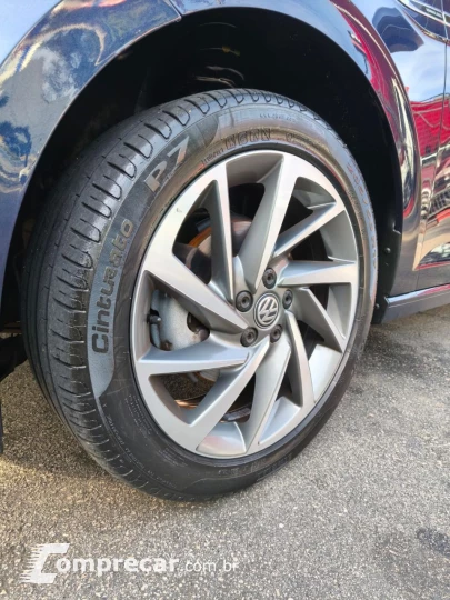 Virtus 1.0 4P 200 TSI FLEX HIGHLINE AUTOMÁTICO