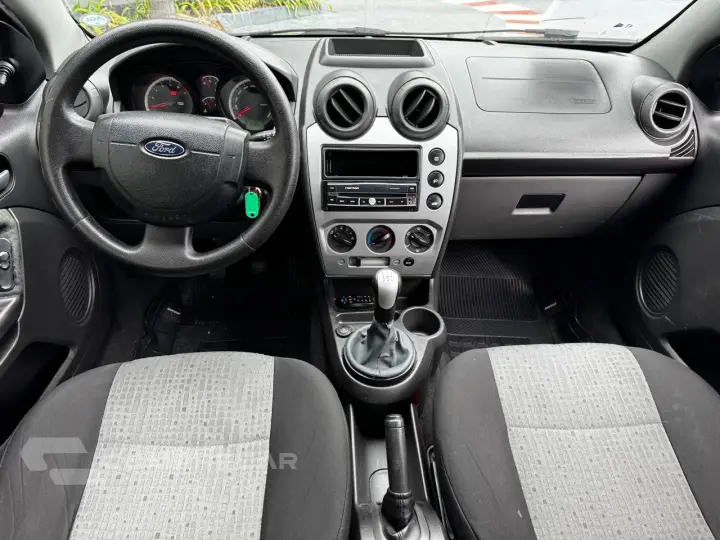 FIESTA 1.6 MPI Class Sedan 8V