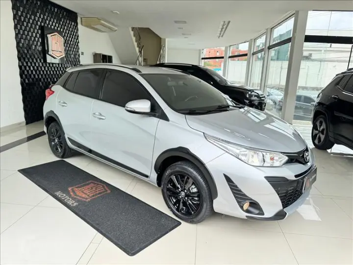 YARIS 1.5 16V X WAY