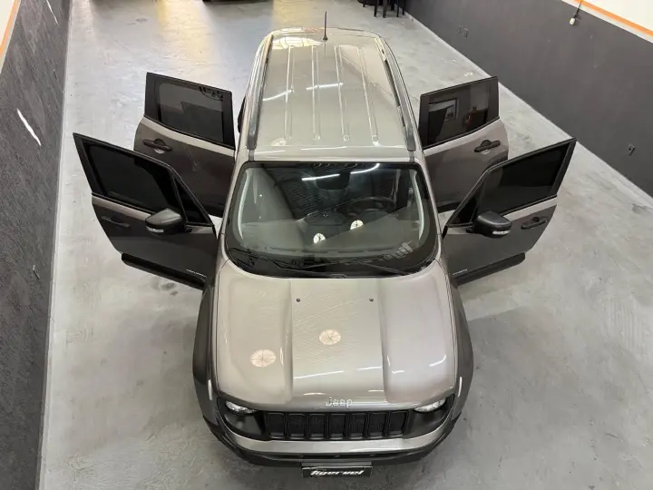 Renegade 1.8 16V Flex Sport 4P Automático