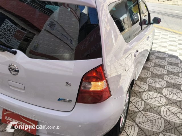 LIVINA - 1.8 S 16V 4P AUTOMÁTICO