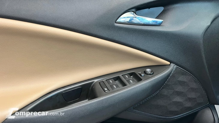 ONIX SEDAN Plus 1.0 12V TB Flex Aut.