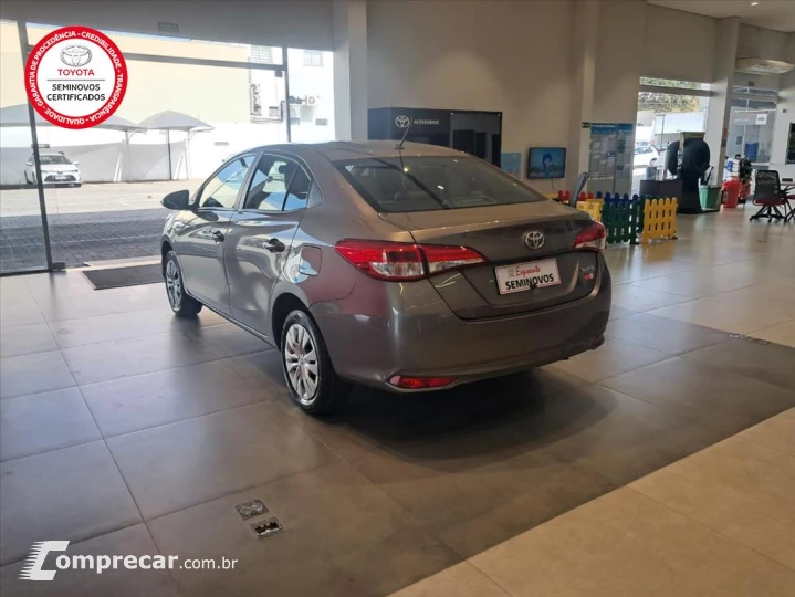 YARIS 1.5 16V FLEX SEDAN XL LIVE MULTIDRIVE