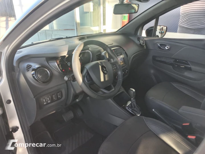 Captur 1.6 16V 4P FLEX SCE LIFE X-TRONIC CVT