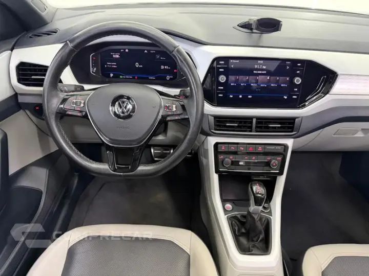 T CROSS HL TSI AE
