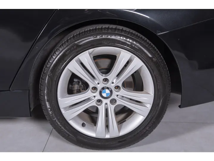 320i 2.0 SPORT 16V TURBO ACTIVE FLEX 4P AUTOMÁTICO