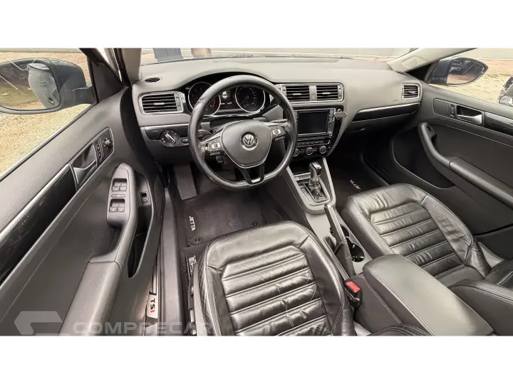 JETTA 2.0 TSI HIGHLINE 211CV GASOLINA 4P TIPTRONIC