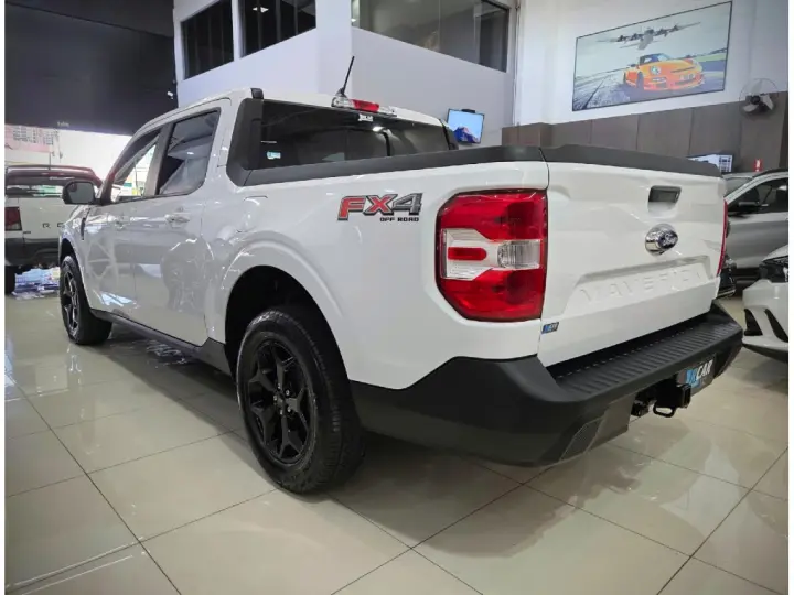 MAVERICK LARIAT FX4 2.0 ECOBOOST AUT.