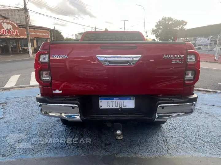 Hilux 2.8 D-4D TURBO DIESEL CD SRX 4X4 AUTOMÁTICO