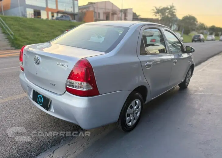 ETIOS X Sedan 1.5 Flex 16V 4p Mec.
