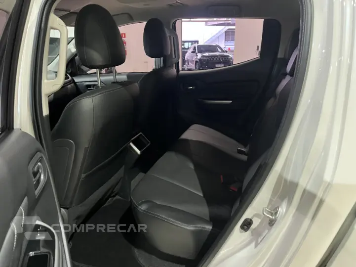 L200 TRITON 2.4 16V Turbo Sport HPE CD 4X4