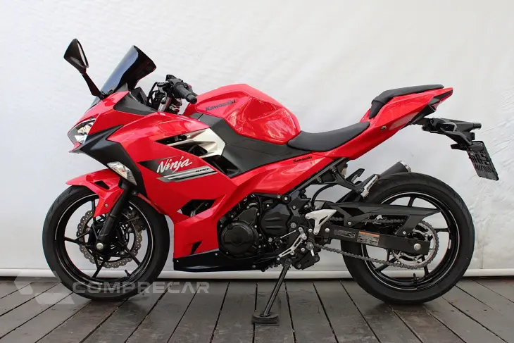 KAWASAKI NINJA 400