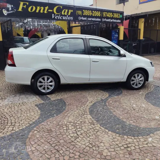 ETIOS X Plus Sedan 1.5 Flex 16V 4p Aut.