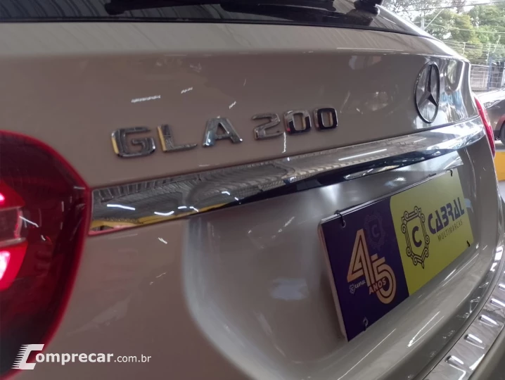 GLA 200 1.6 CGI Enduro 16V Turbo