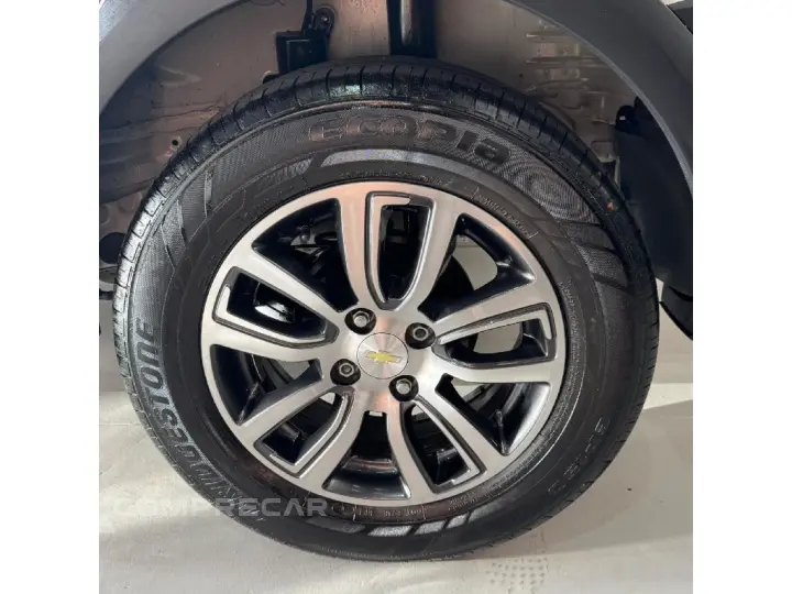 ONIX 1.4 MPFI ACTIV 8V FLEX 4P AUTOMATICO