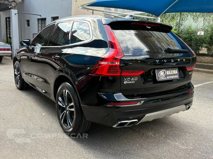 XC60 2.0 T5 Momentum AWD Geartronic