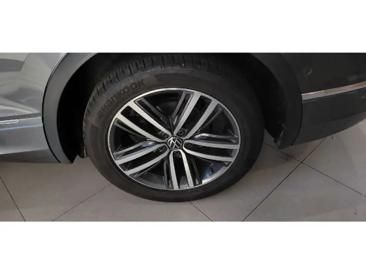 TIGUAN 2.0 300 TSI GASOLINA ALLSPACE R-LINE AUTOMÁTICO