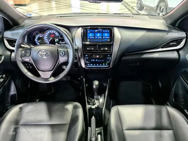 YARIS 1.5 16V FLEX XLS CONNECT MULTIDRIVE