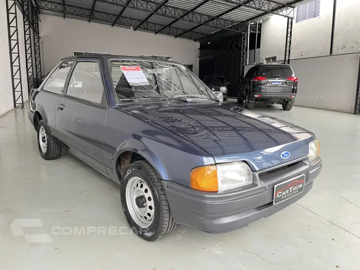ESCORT L