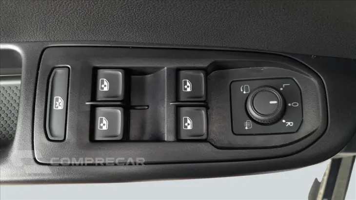 TAOS 1.4 250 TSI TOTAL FLEX HIGHLINE AUTOMÁTICO